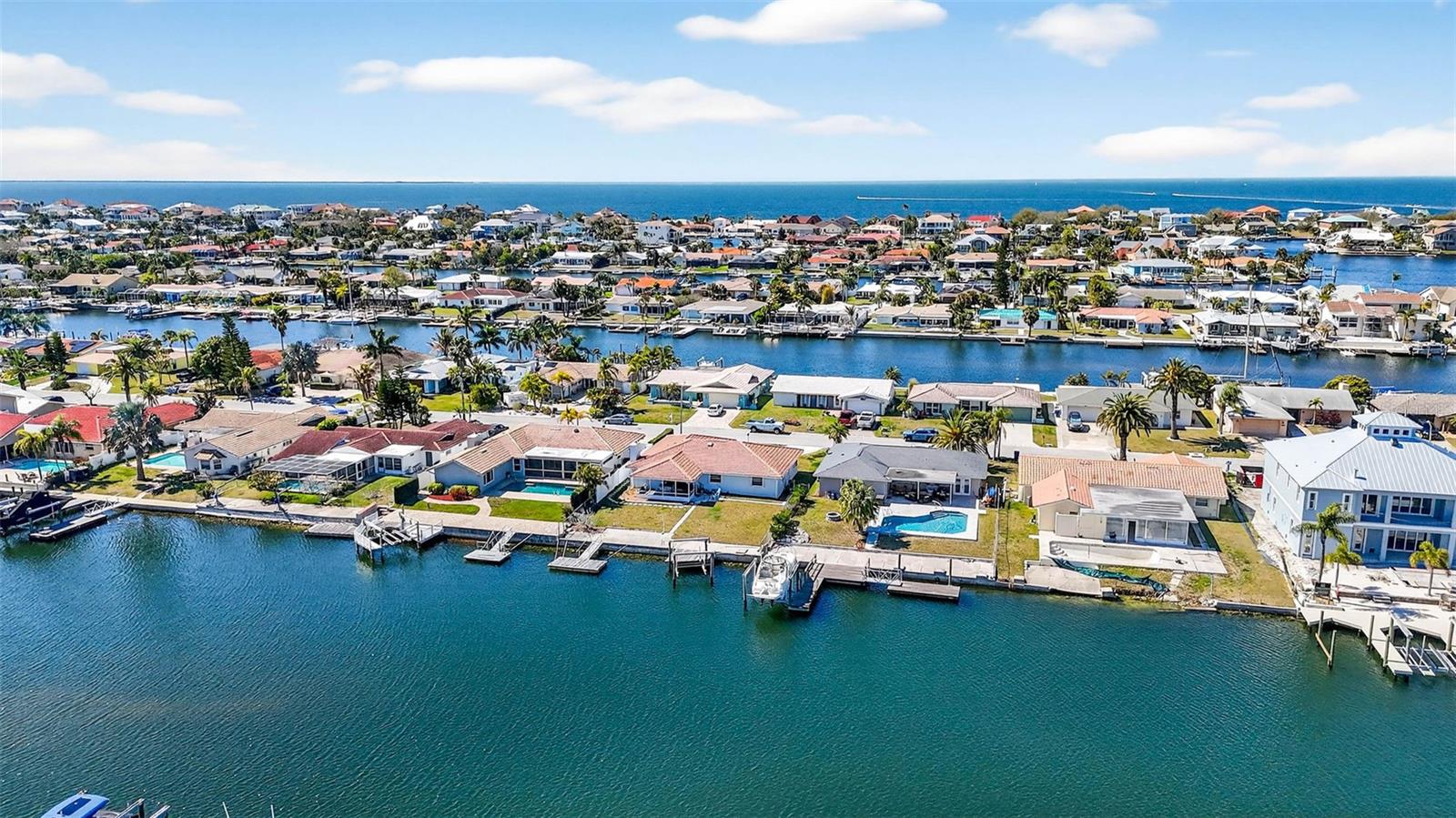 FLOR A MAR - Residential