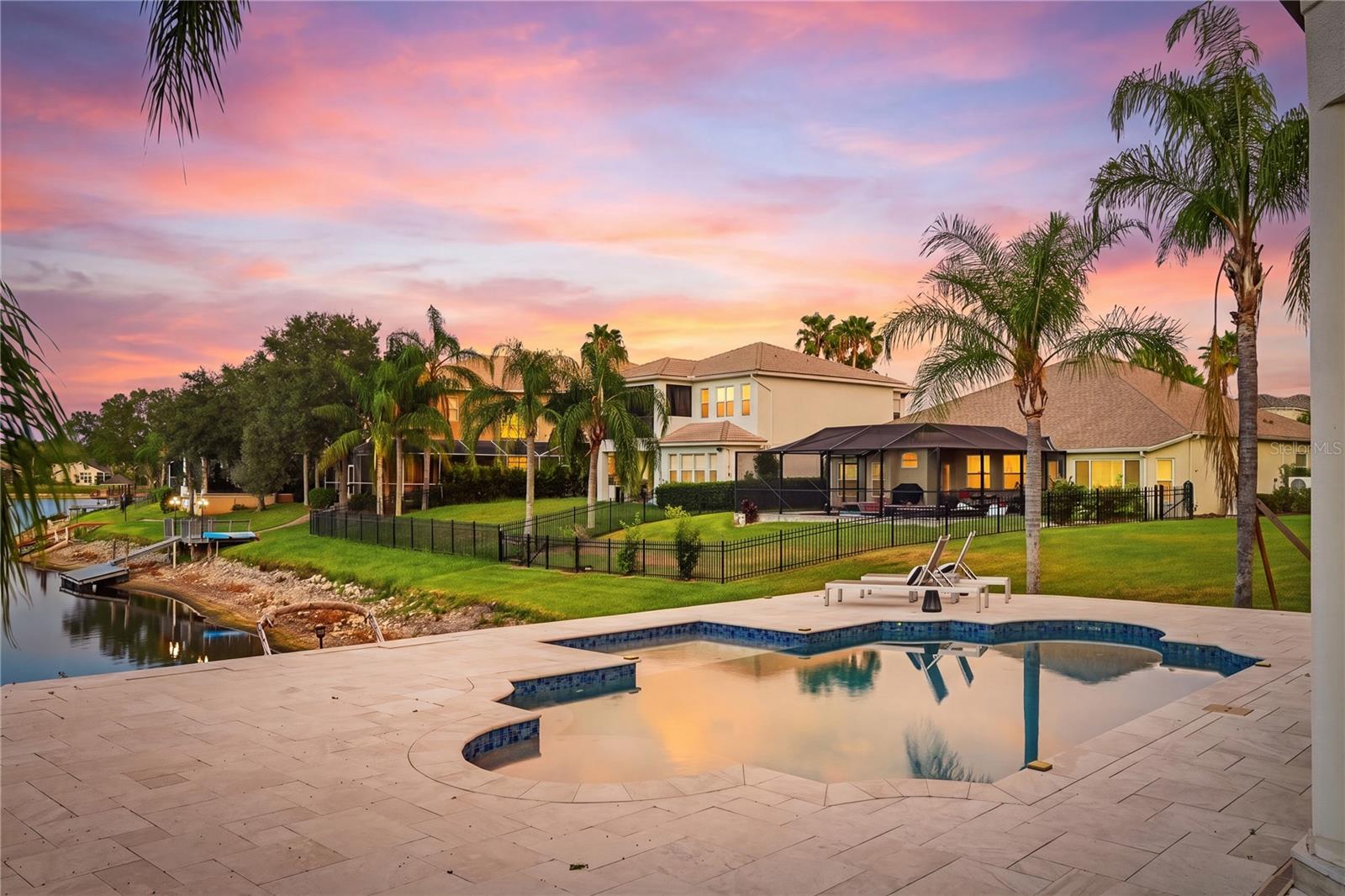 Experience extraordinary lakefront living in one of Tampas most presti – image 63