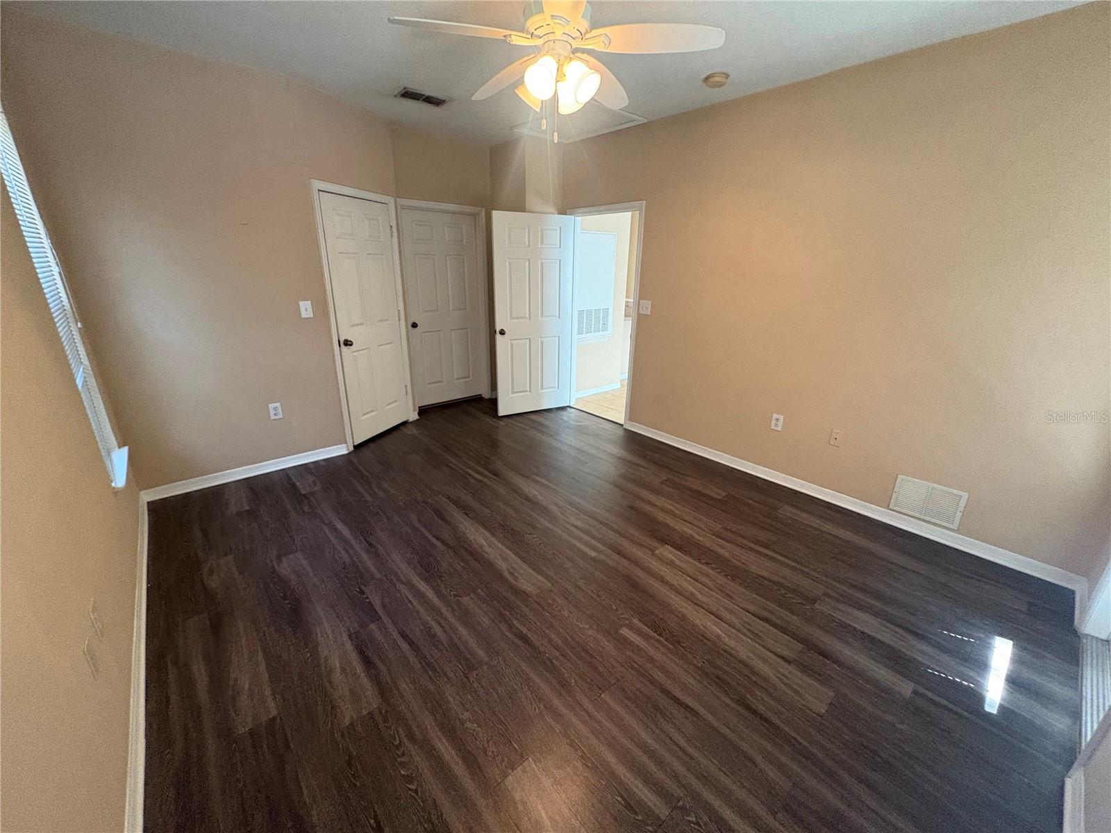 COURTNEY PALMS CONDO - Residential Lease