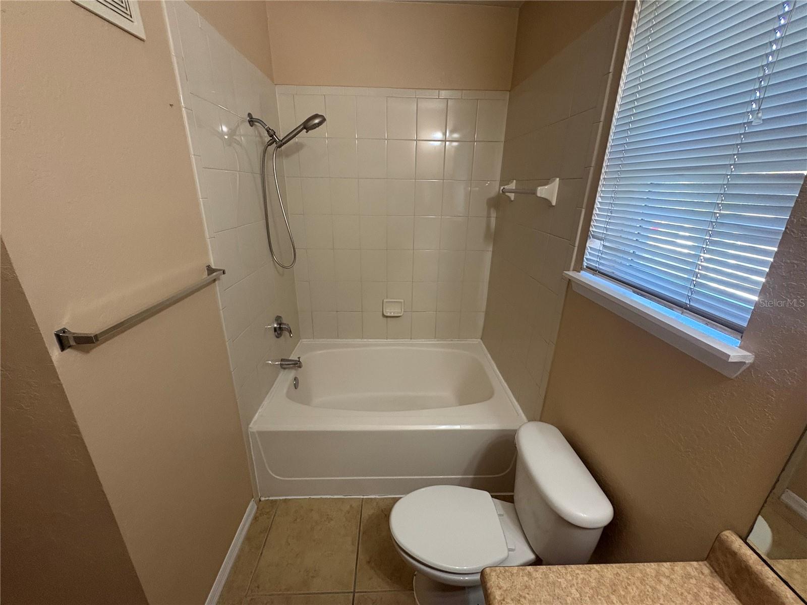 COURTNEY PALMS CONDO - Residential Lease