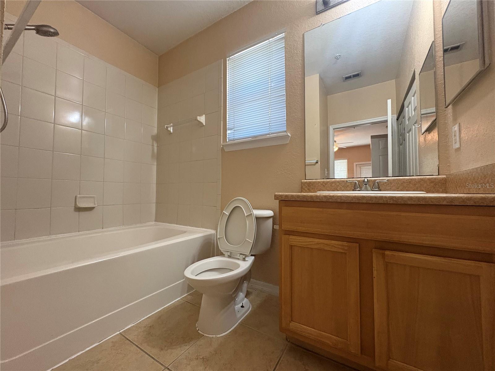 COURTNEY PALMS CONDO - Residential Lease