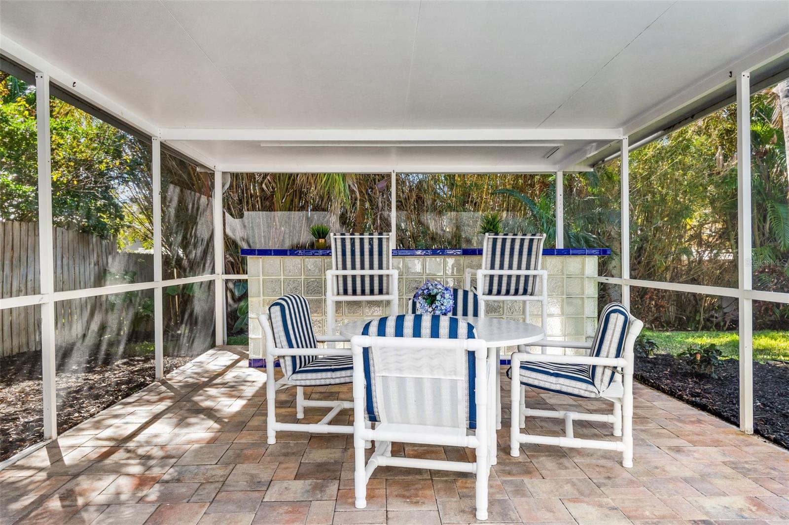 EASTLAKE OAKS PH 3 - Residential