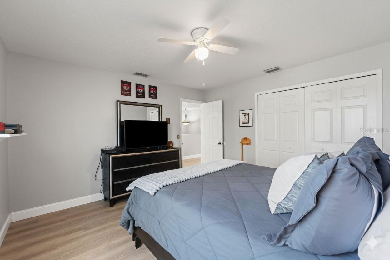 EASTLAKE OAKS PH 3 - Residential