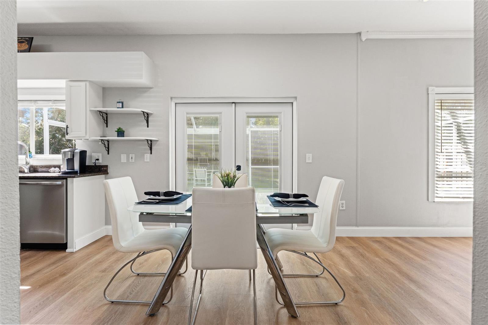 EASTLAKE OAKS PH 3 - Residential