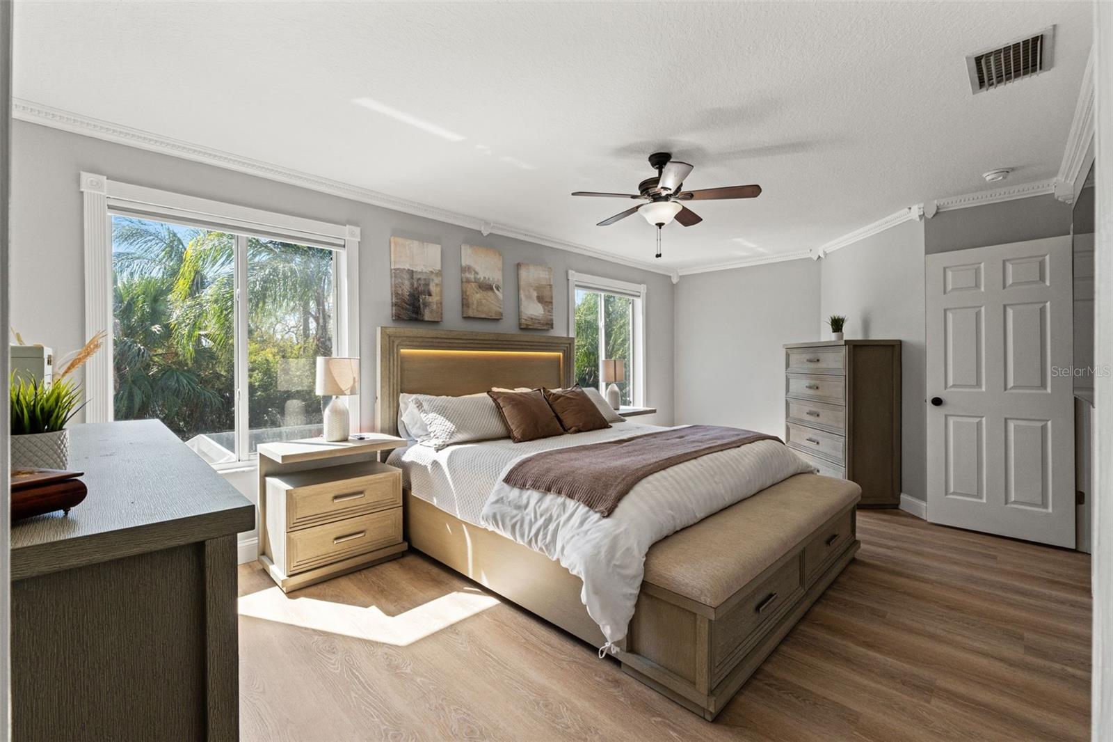 EASTLAKE OAKS PH 3 - Residential