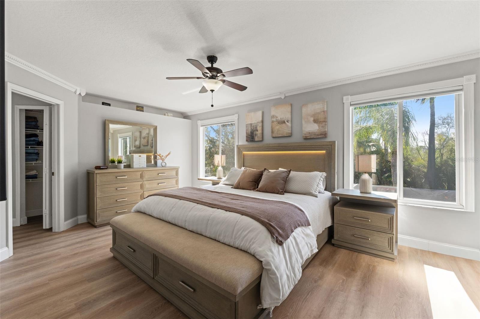 EASTLAKE OAKS PH 3 - Residential