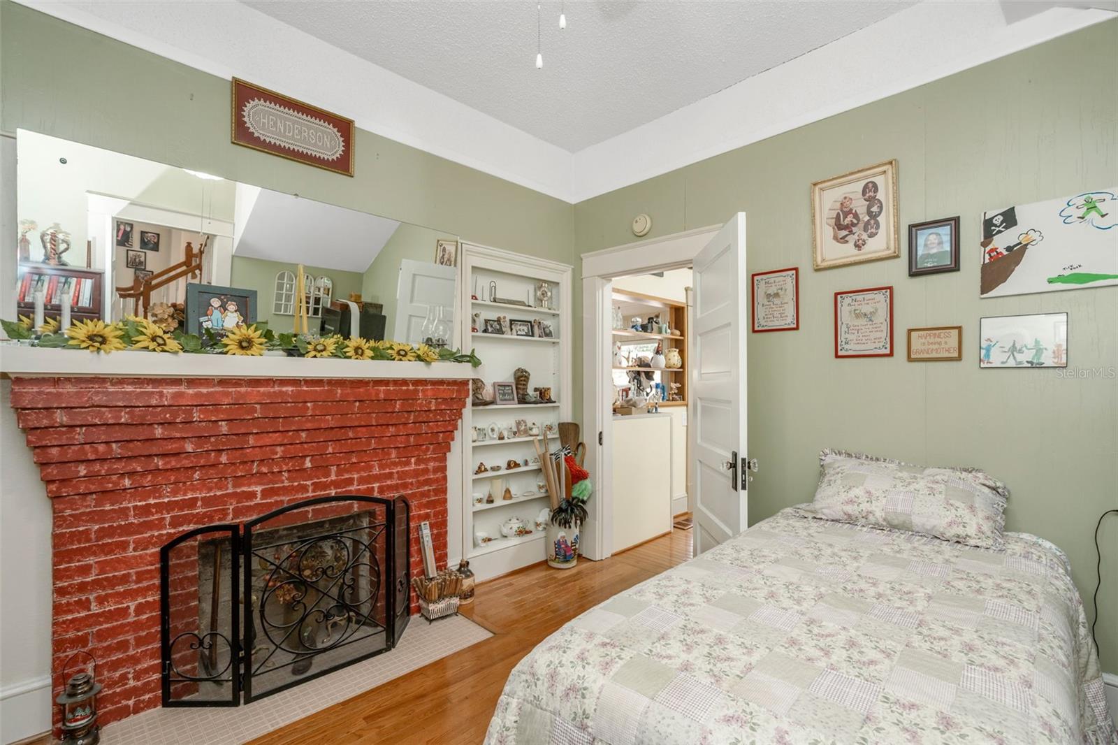 DUDLEYS 1ST ADD - Residential