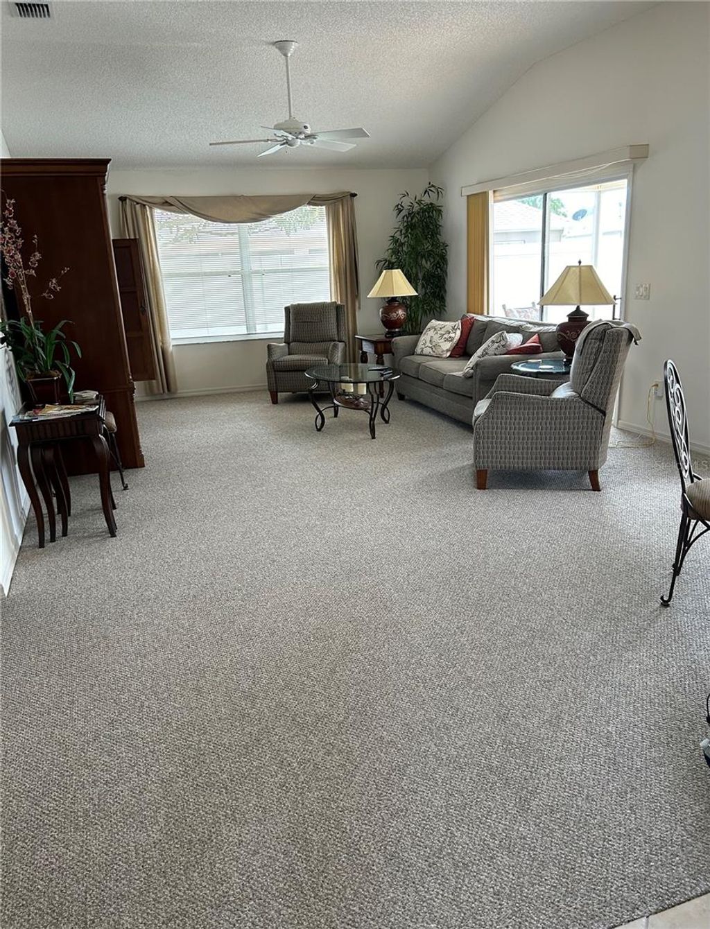 Photo of 1784 Hinckley Lane, The Villages, FL 32162 (MLS # OM705637)