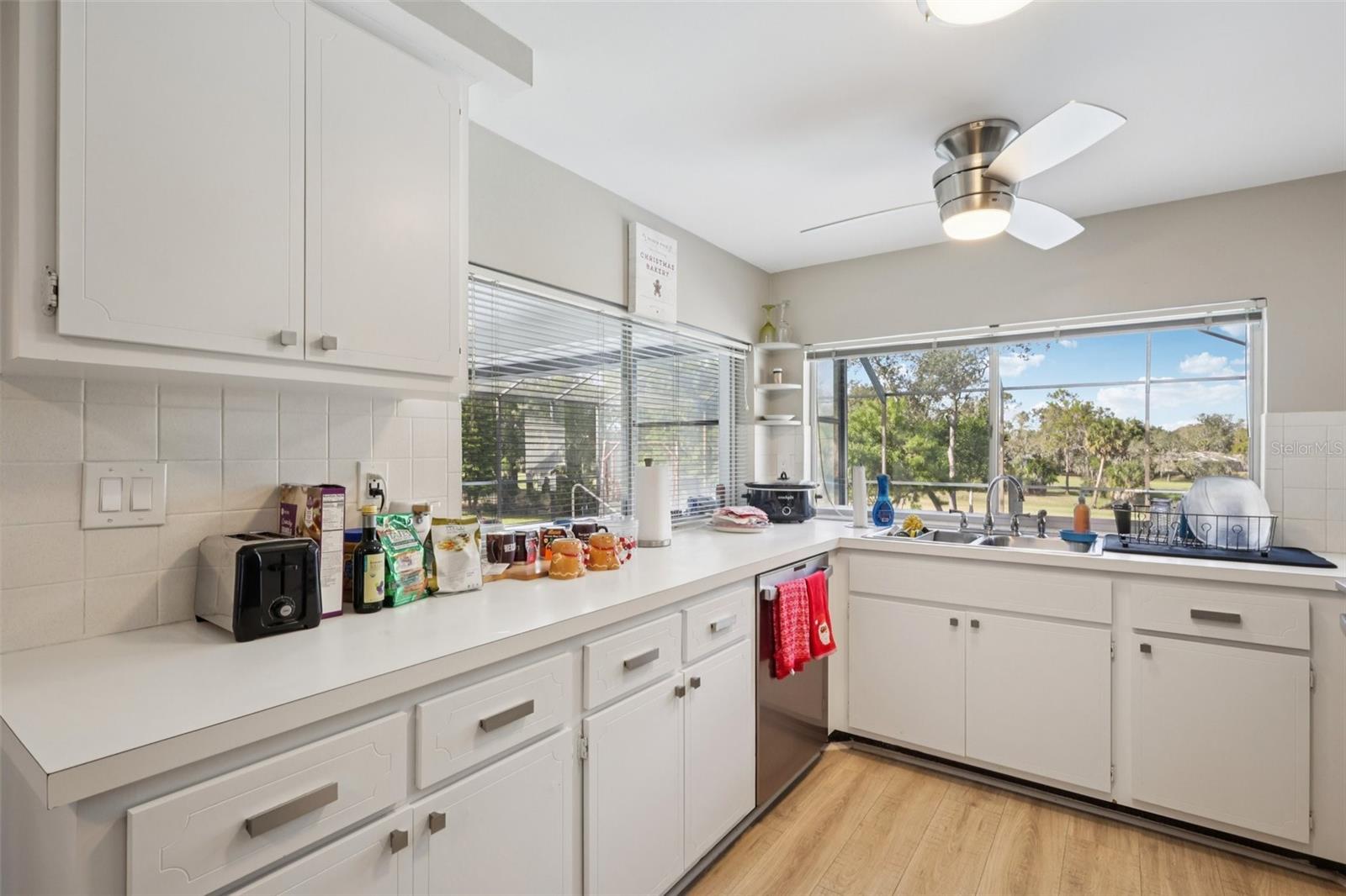 BEACON WOODS VILLAGE - Residential