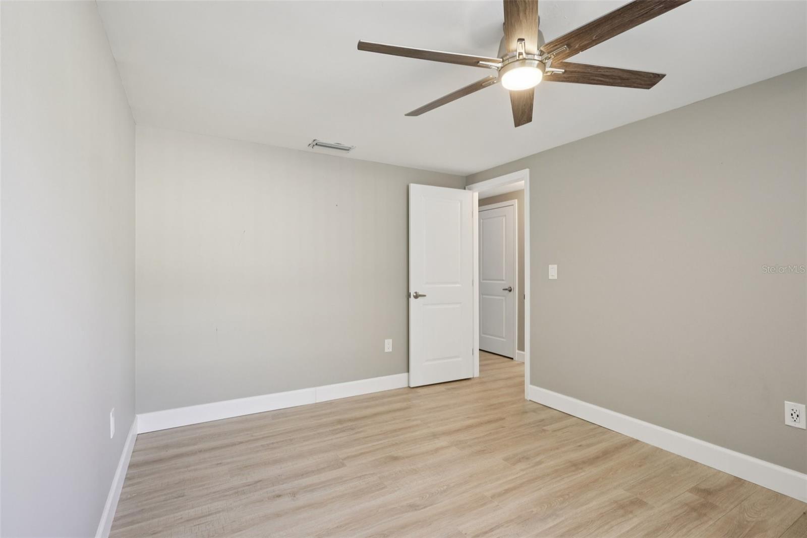 BEACON WOODS VILLAGE - Residential