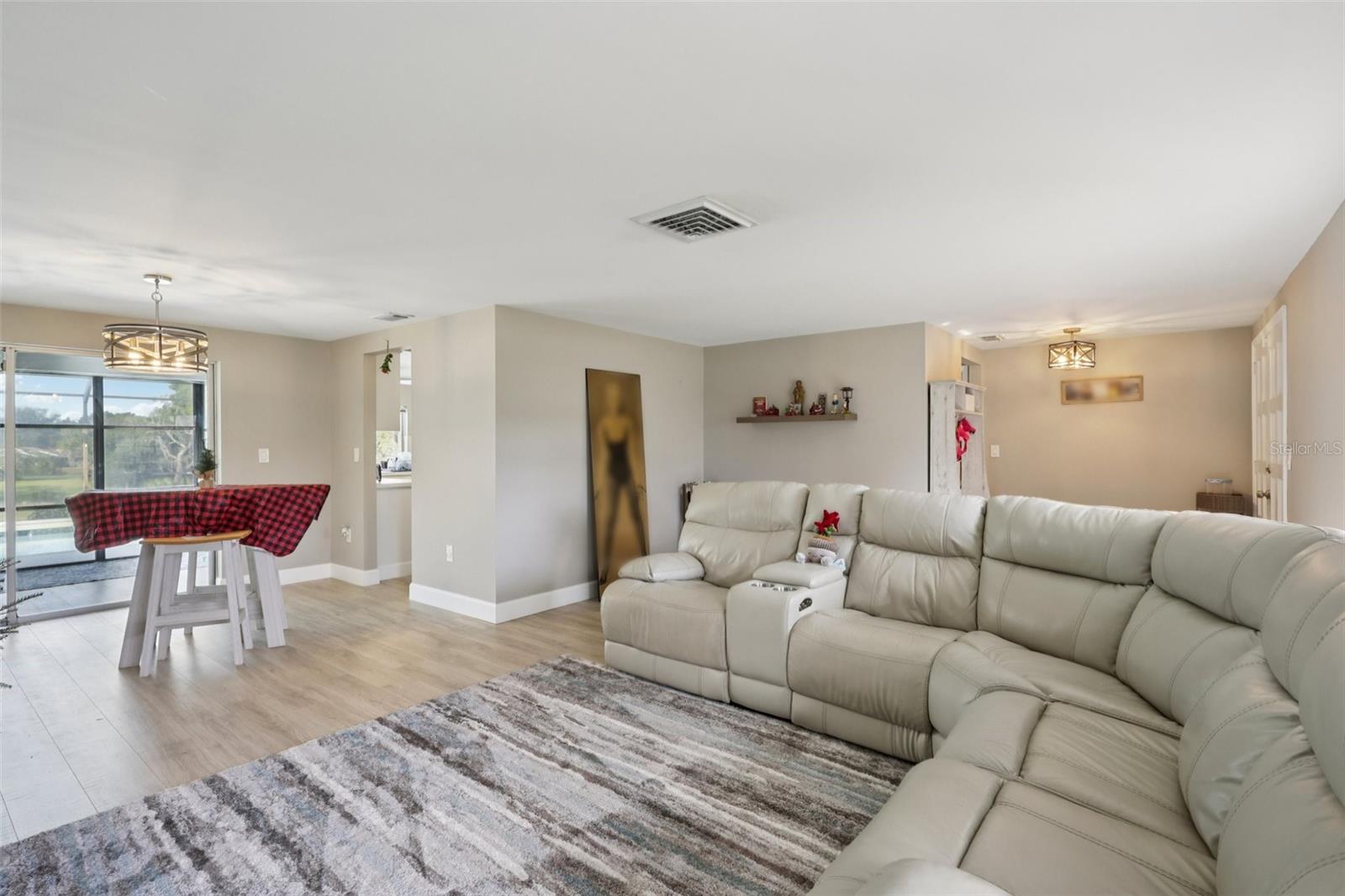 BEACON WOODS VILLAGE - Residential