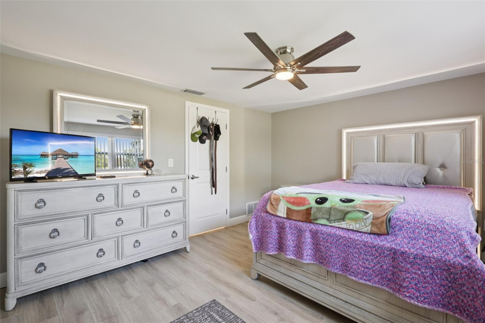 BEACON WOODS VILLAGE - Residential