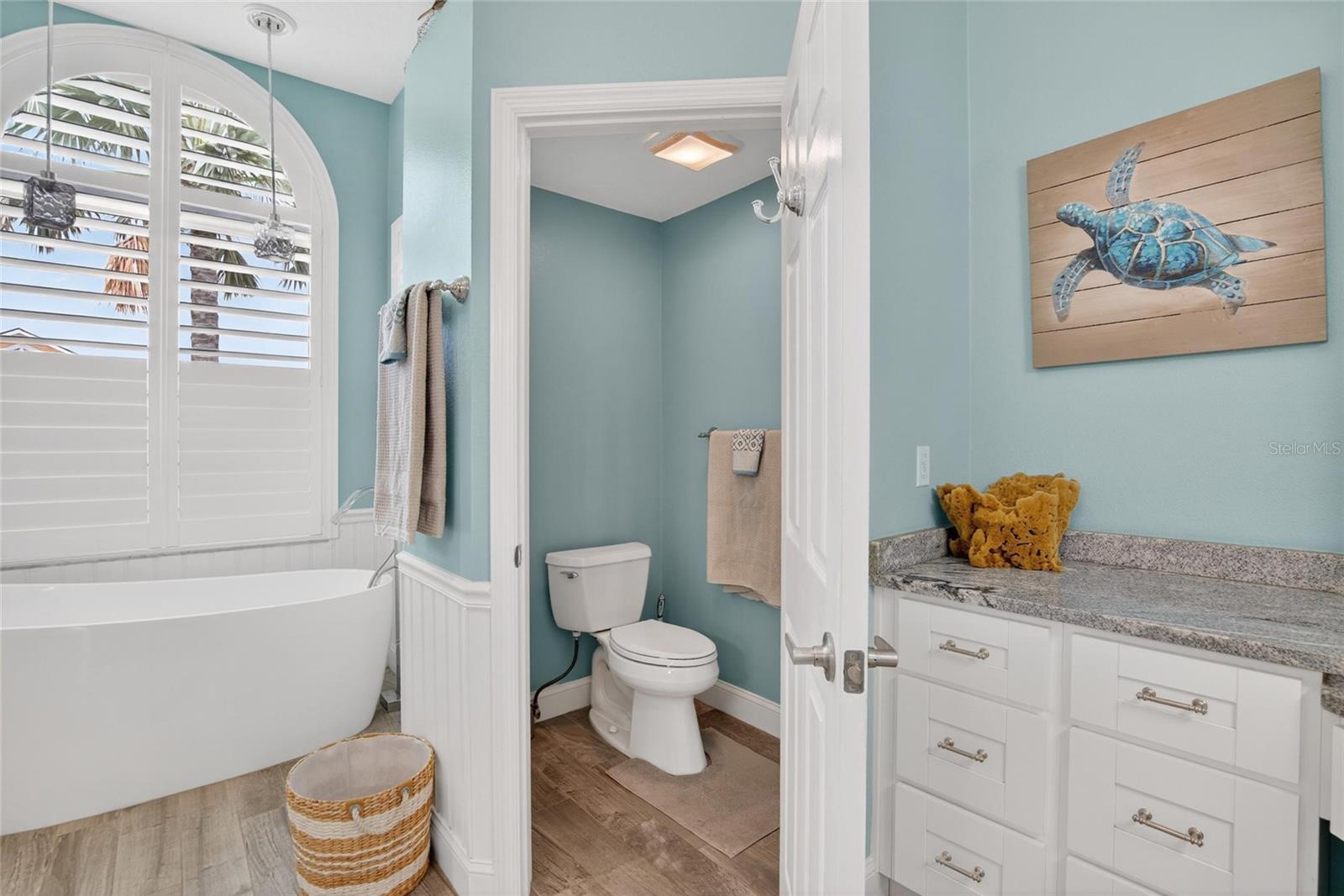APOLLO BEACH UNIT 06 - Residential