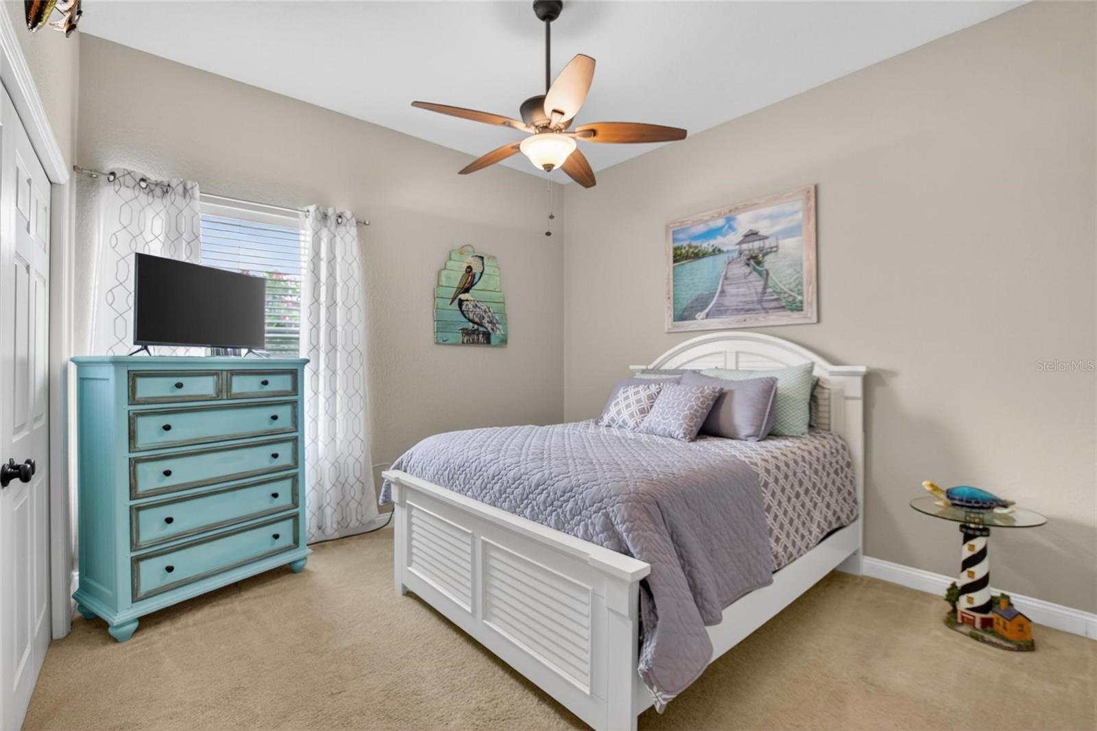 APOLLO BEACH UNIT 06 - Residential