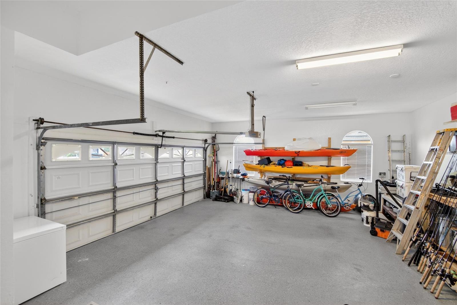 APOLLO BEACH UNIT 06 - Residential