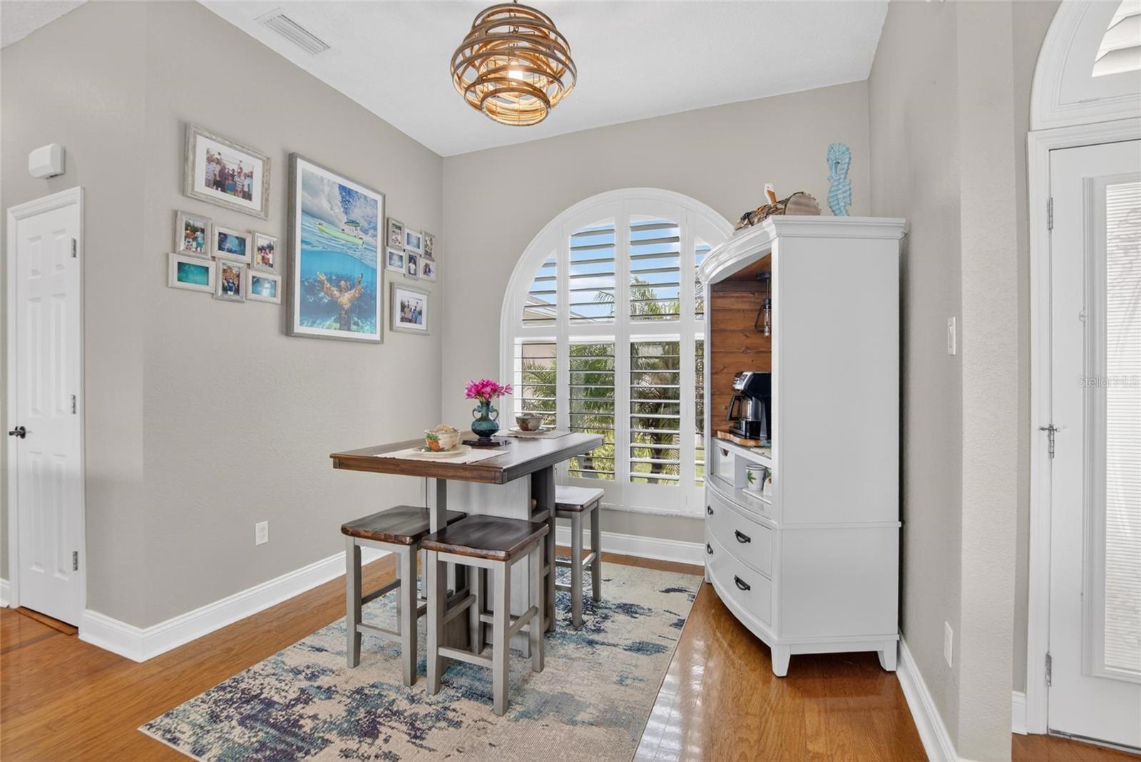 APOLLO BEACH UNIT 06 - Residential