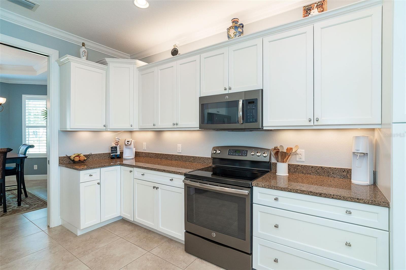 GRAND OAKS - Residential