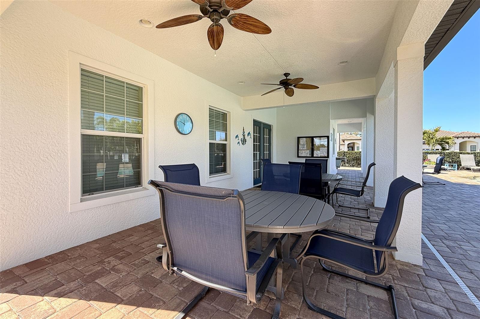 GRAND OAKS - Residential