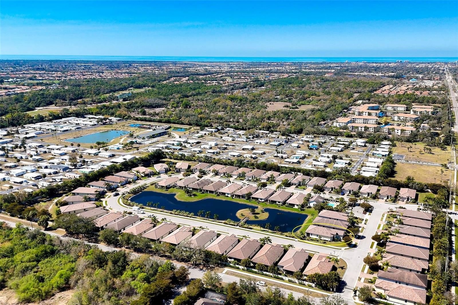 GRAND OAKS - Residential