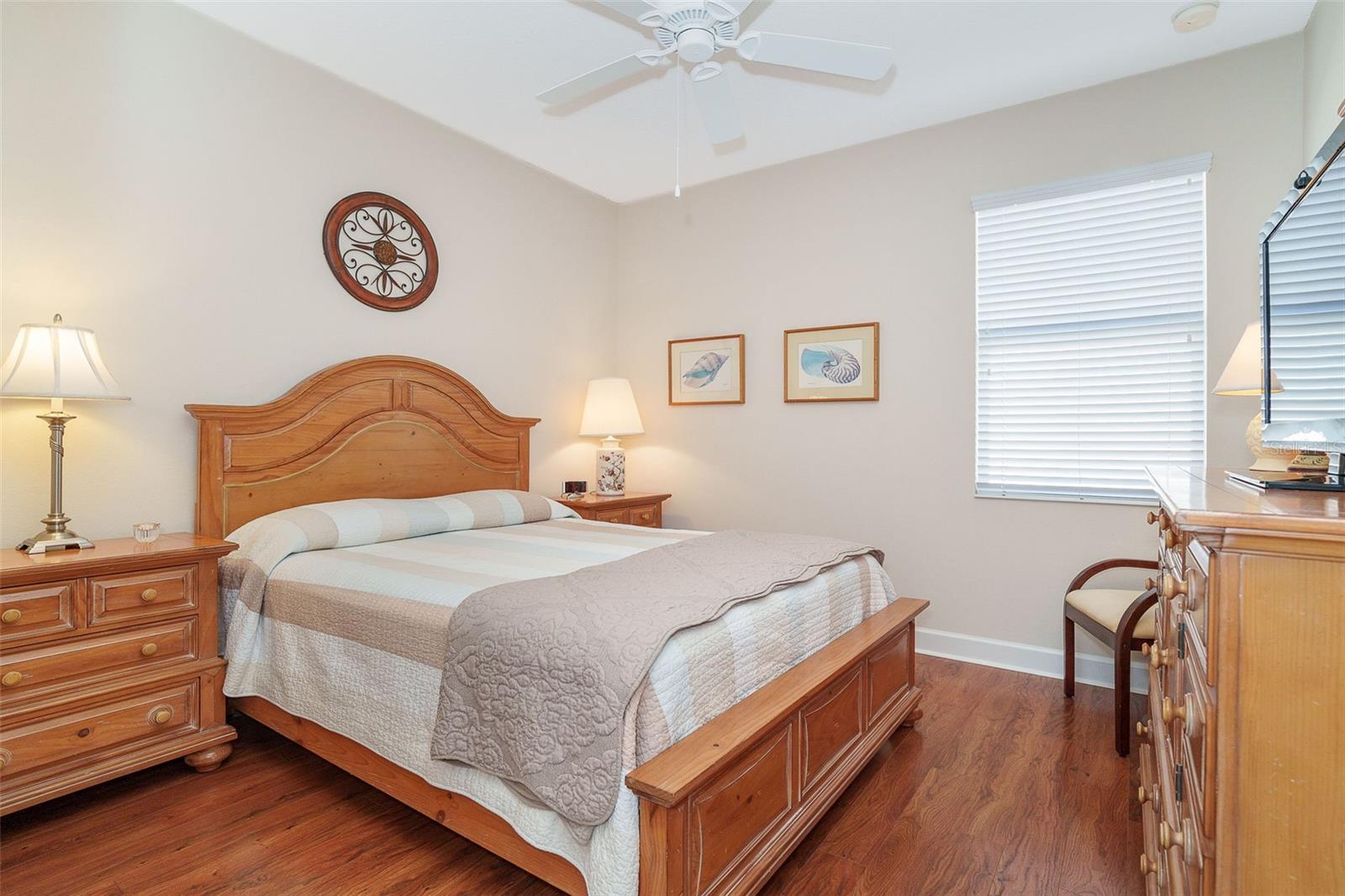 GRAND OAKS - Residential