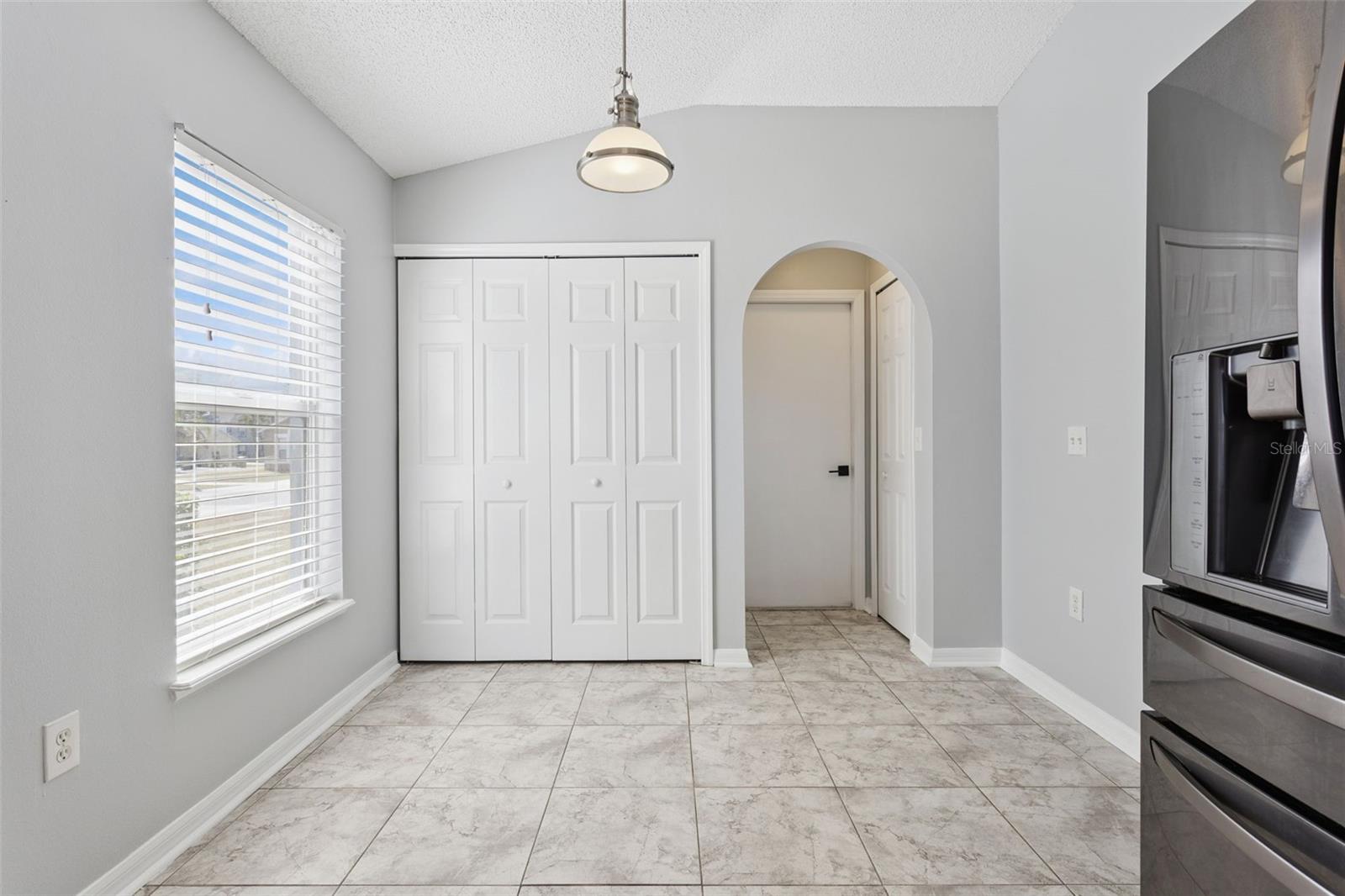 GROVELAND LAKE DOT LANDING SUB - Residential