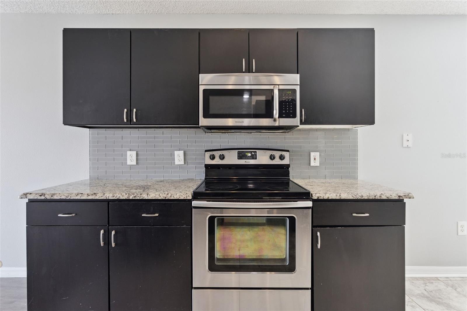 GROVELAND LAKE DOT LANDING SUB - Residential