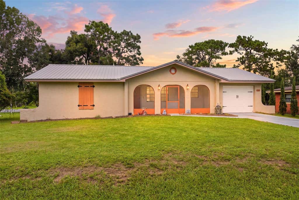 Photo of 708 Nola Street, Inverness, FL 34452 (MLS # W7888457)