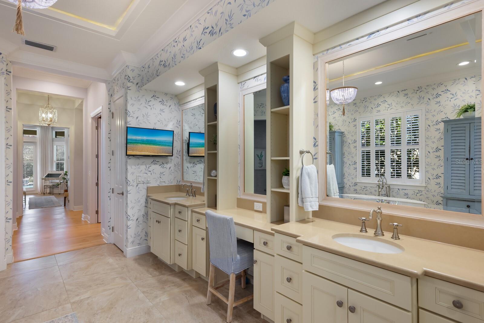 COUNTRY CLUB EAST AT LAKEWD RNCH YY1-4 - Residential