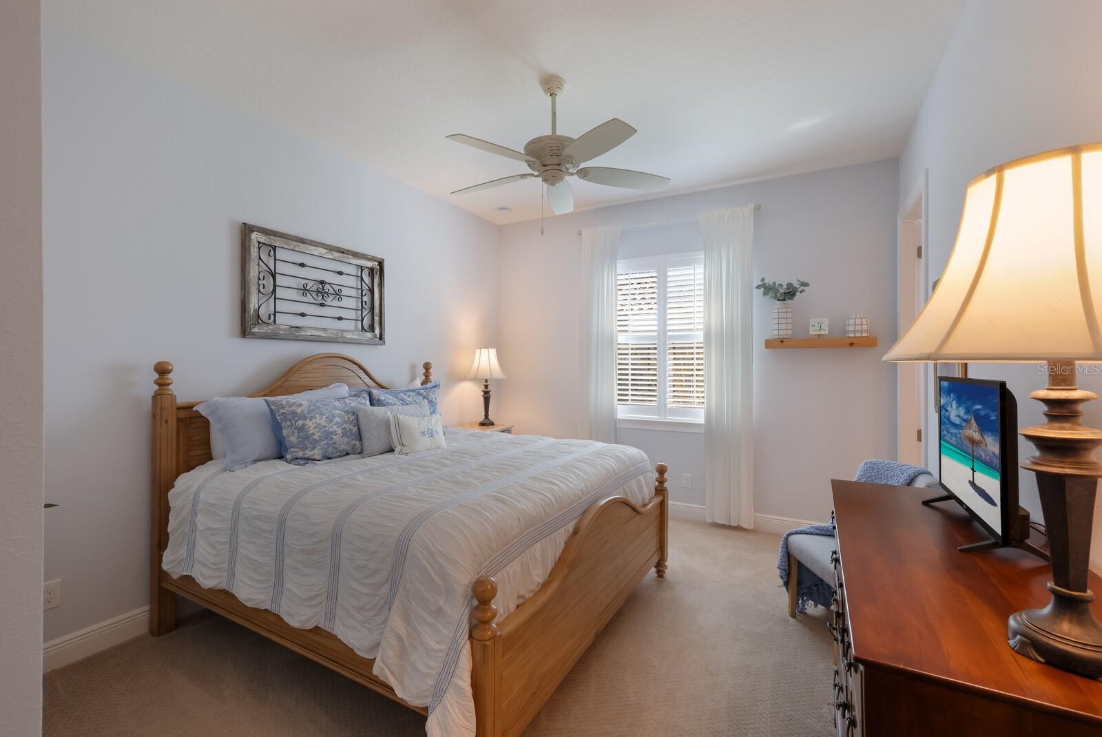 COUNTRY CLUB EAST AT LAKEWD RNCH YY1-4 - Residential