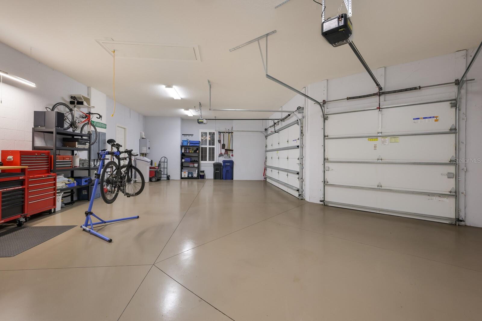 COUNTRY CLUB EAST AT LAKEWD RNCH YY1-4 - Residential