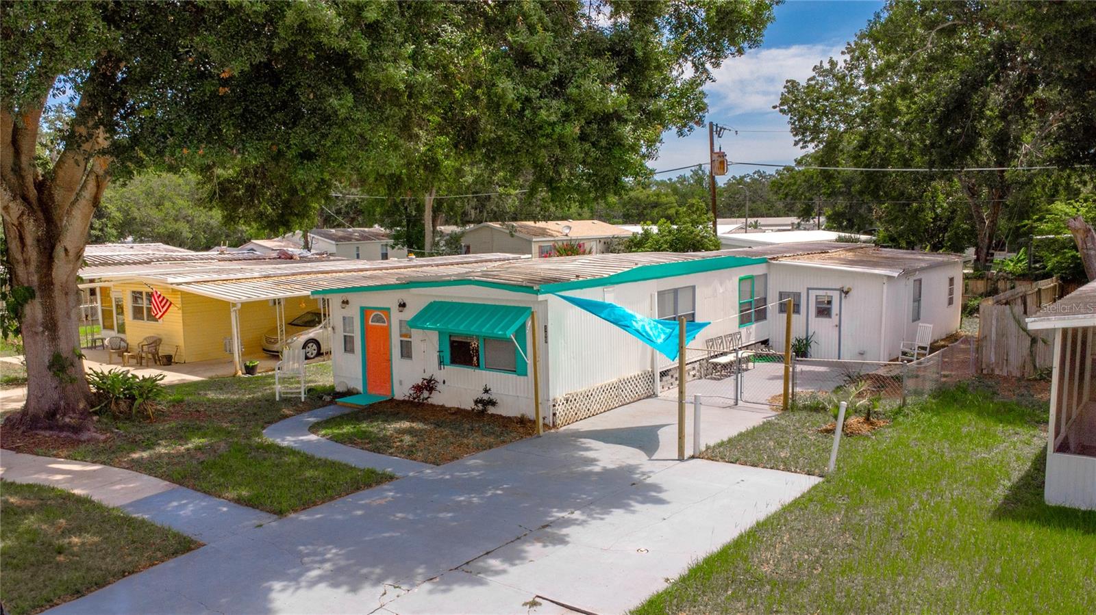TWIN GATES MOBILE ESTATES - Residential