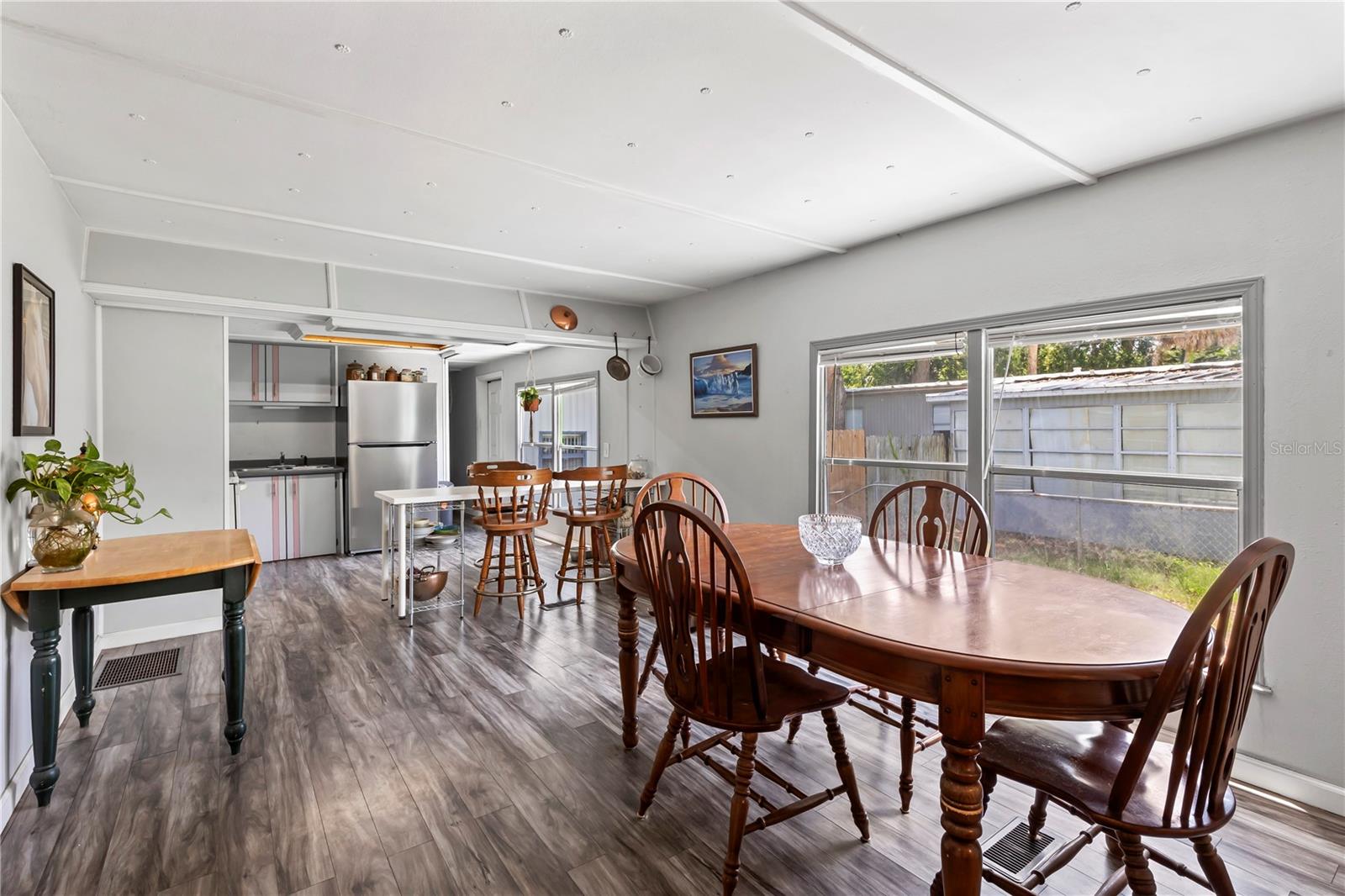 TWIN GATES MOBILE ESTATES - Residential