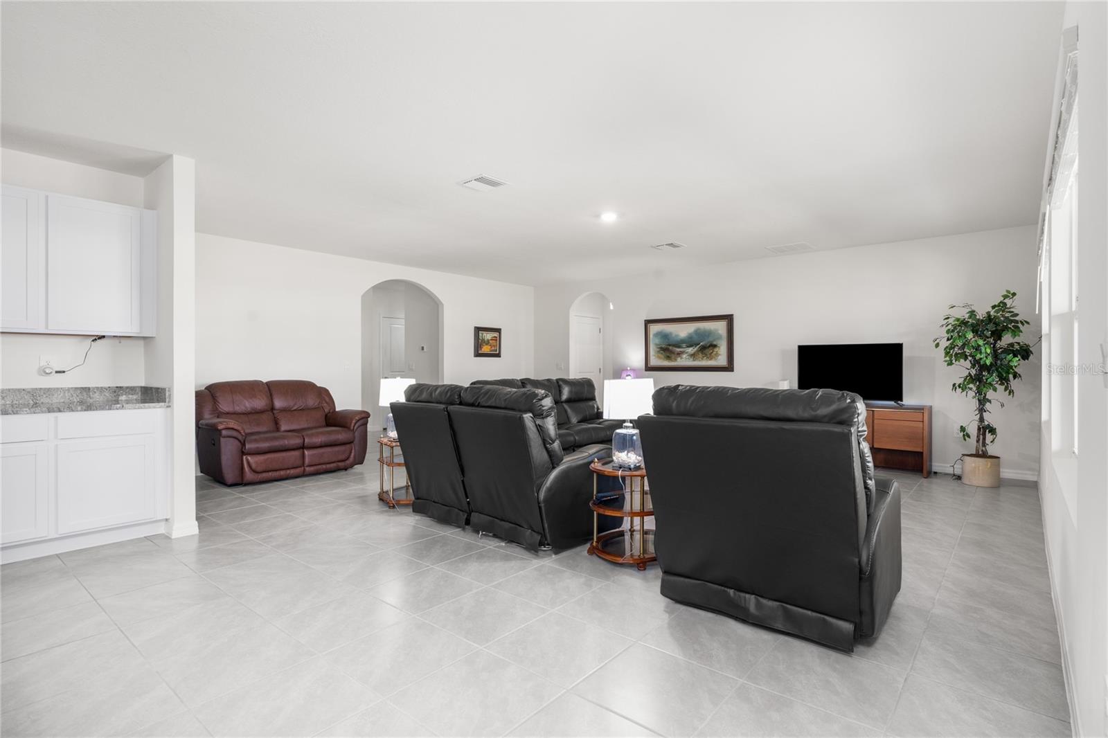 141 HICKORY COURSE CIRCLE