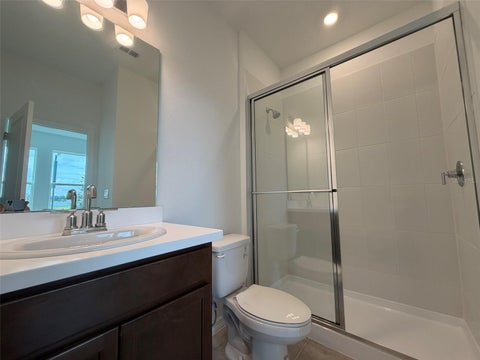 Tiny photo for 19350 Lochside Lane, Mount Dora, FL 32757 (MLS # O6439654)