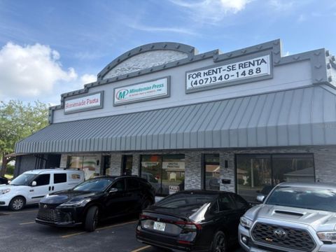 Photo of 4207 Edgewater Drive #B, Orlando, FL 32804 (MLS # G5111348)