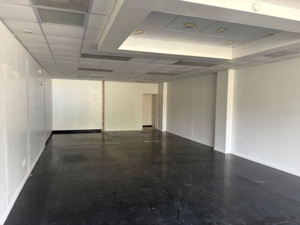 Photo of 4207 Edgewater Drive #B, Orlando, FL 32804 (MLS # G5111348)