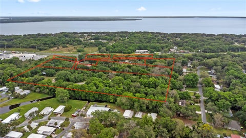 Tiny photo for 1712 Connell Road, Leesburg, FL 34748 (MLS # U8252887)