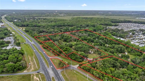 Tiny photo for 1712 Connell Road, Leesburg, FL 34748 (MLS # U8252887)