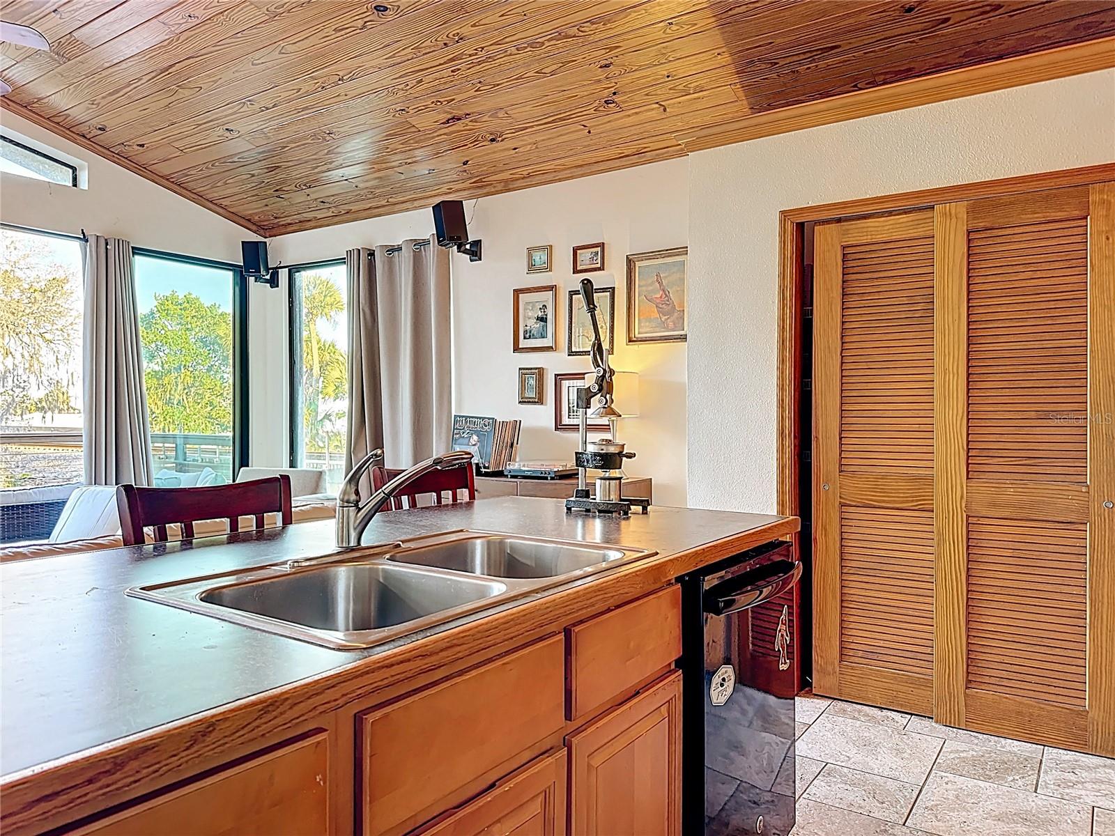 RESTHAVEN - Residential