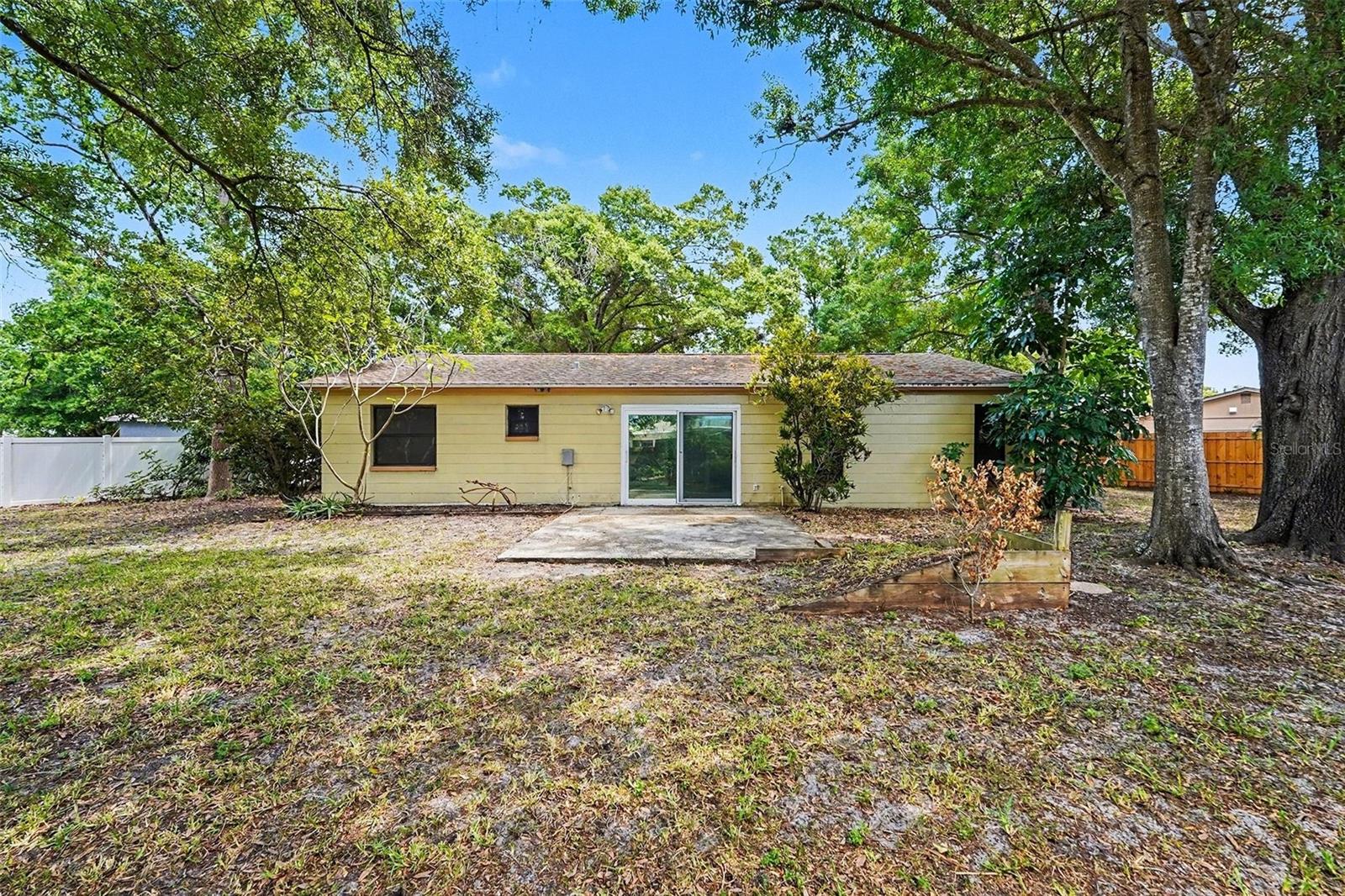 AUTUMN RUN - Residential