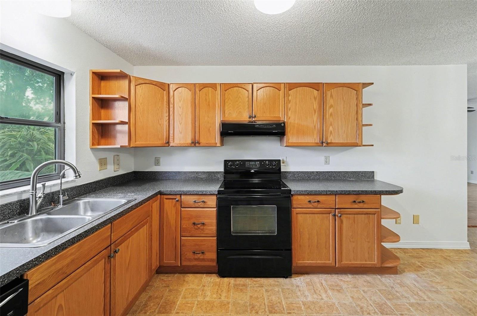 AUTUMN RUN - Residential