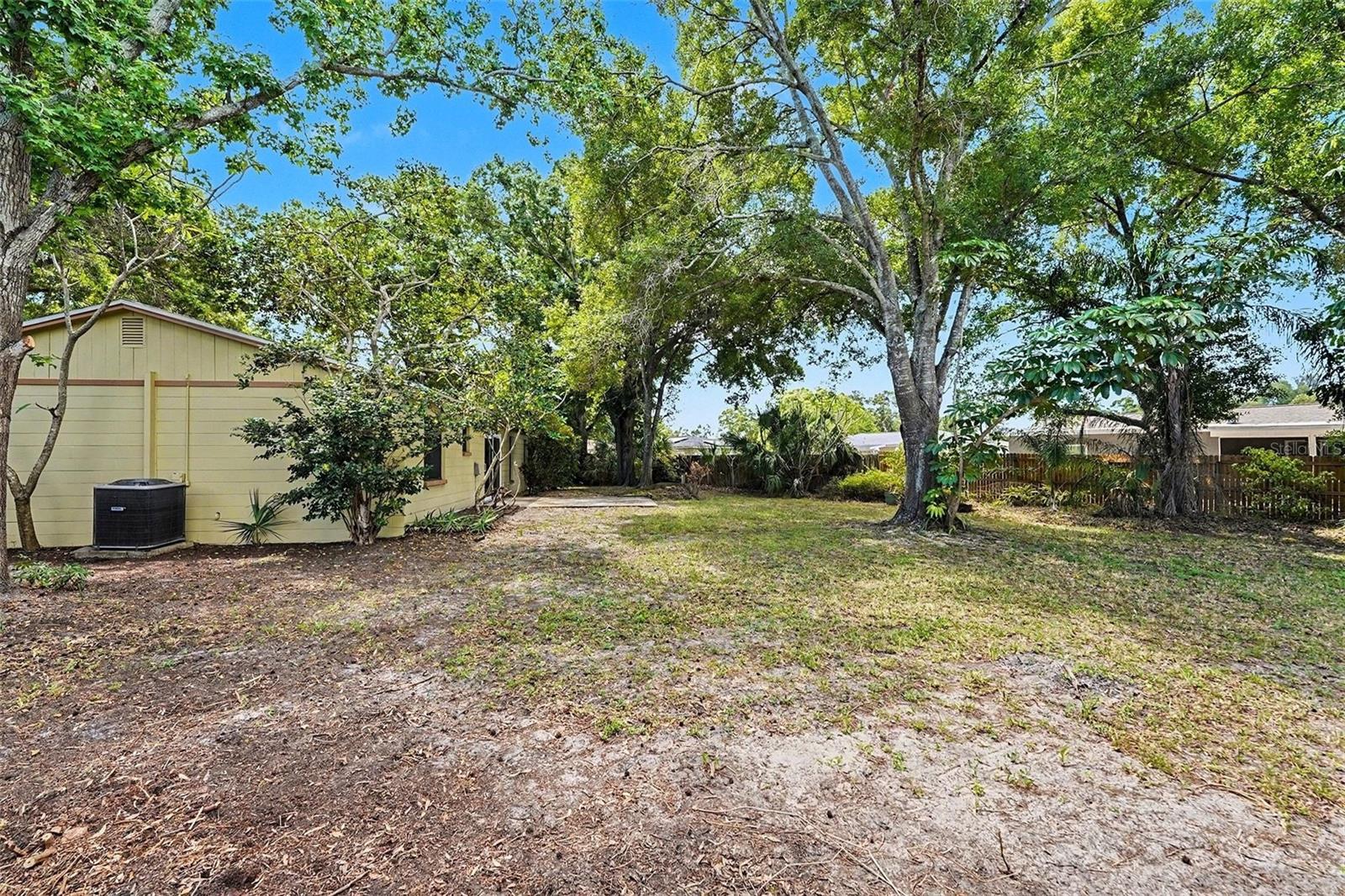 AUTUMN RUN - Residential