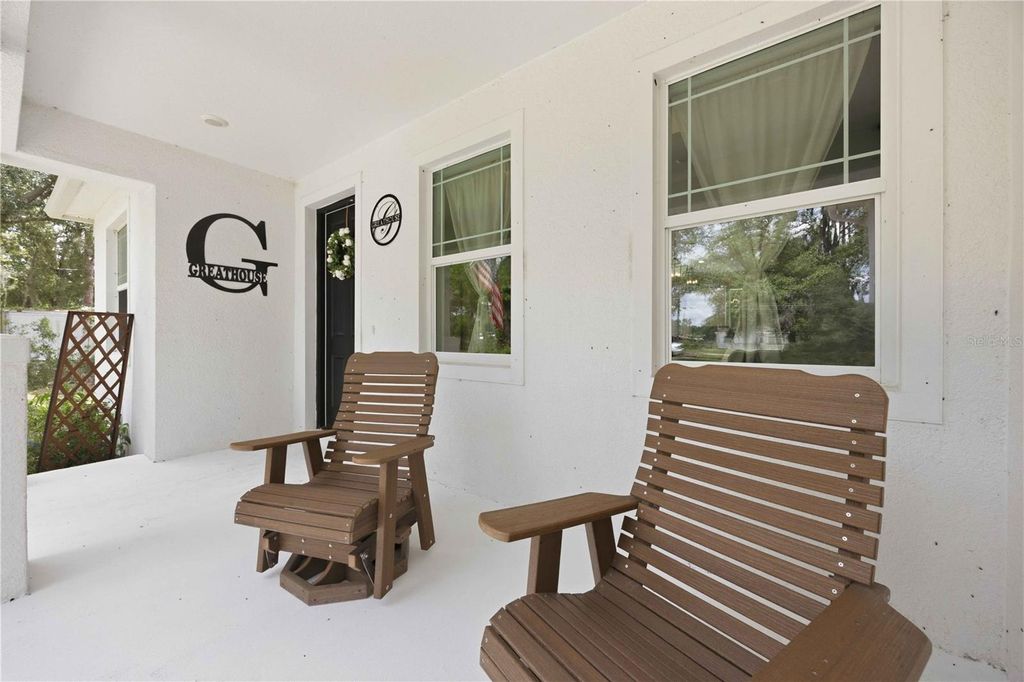 Photo of 1211 Hollywood Lane, Lakeland, FL 33809 (MLS # D6147340)