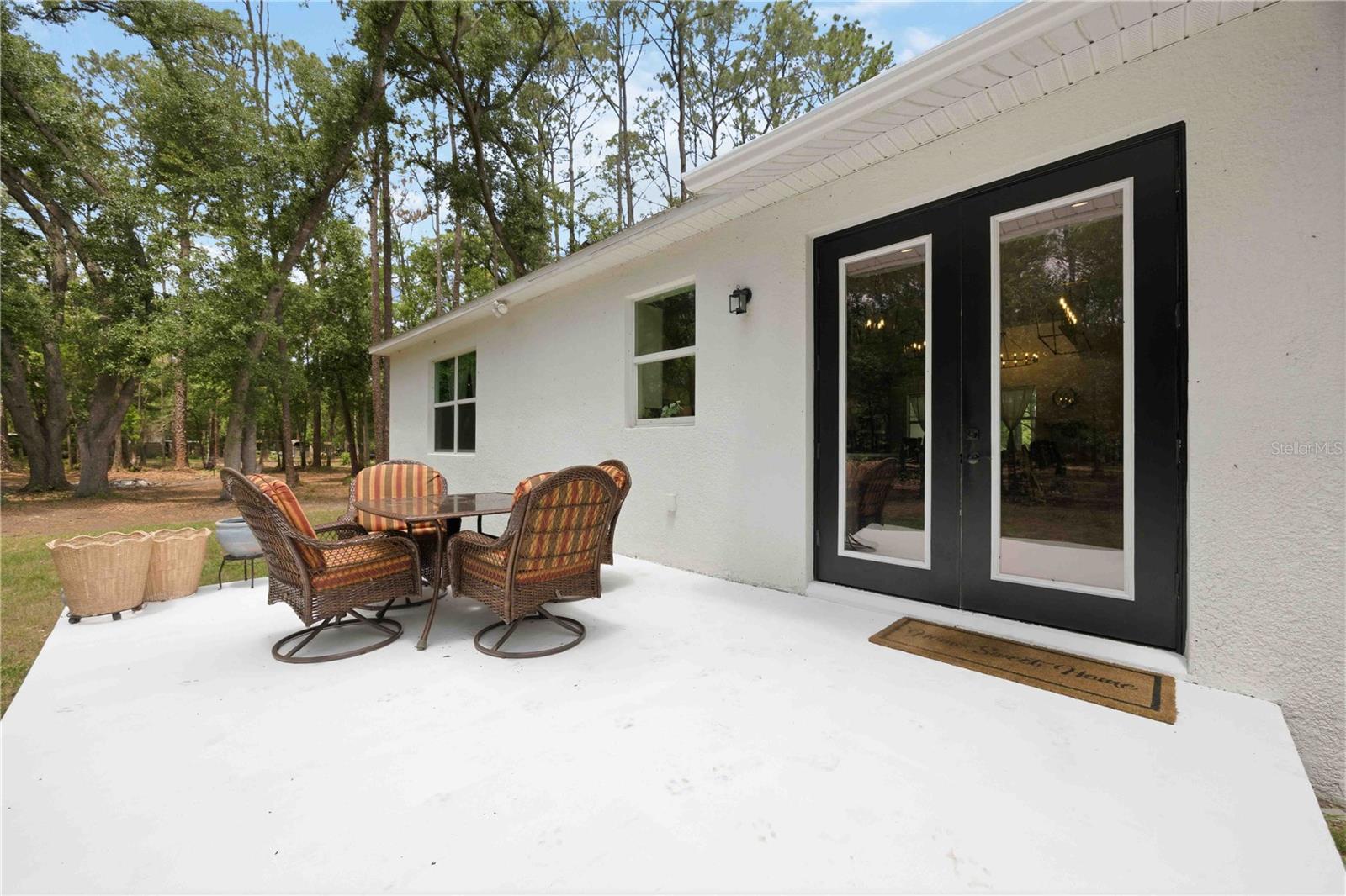 BEVERLY HILLS ESTATES - Residential