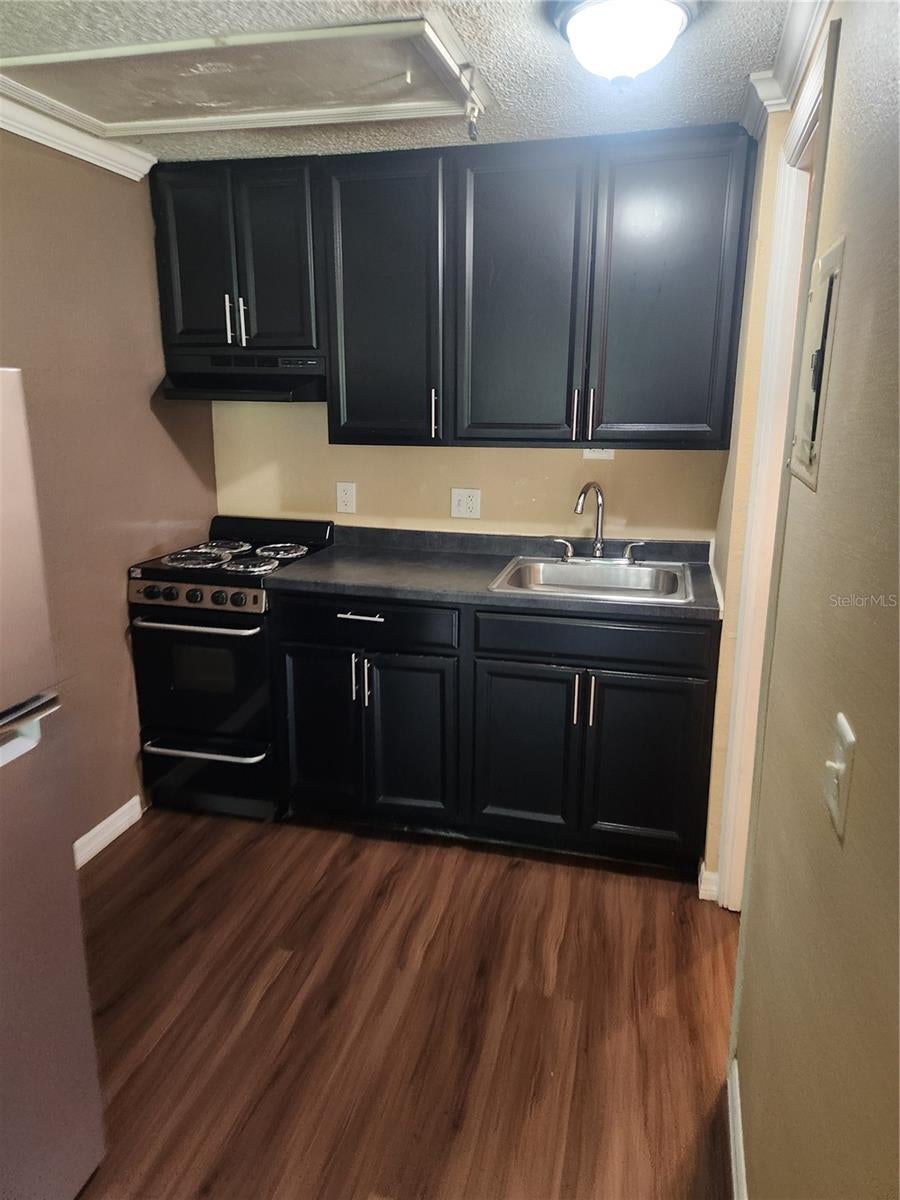 5901 BRYCE LANE 5932