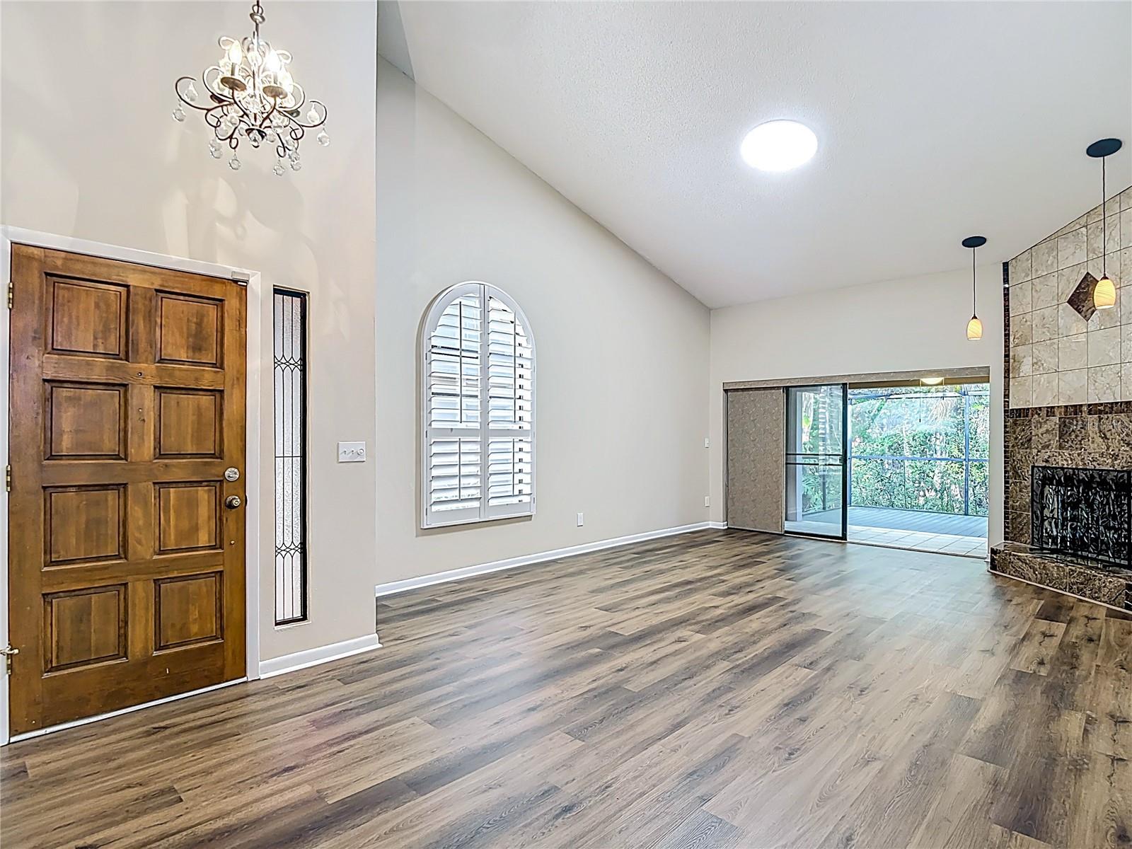 WESCOTT SQUARE - Residential