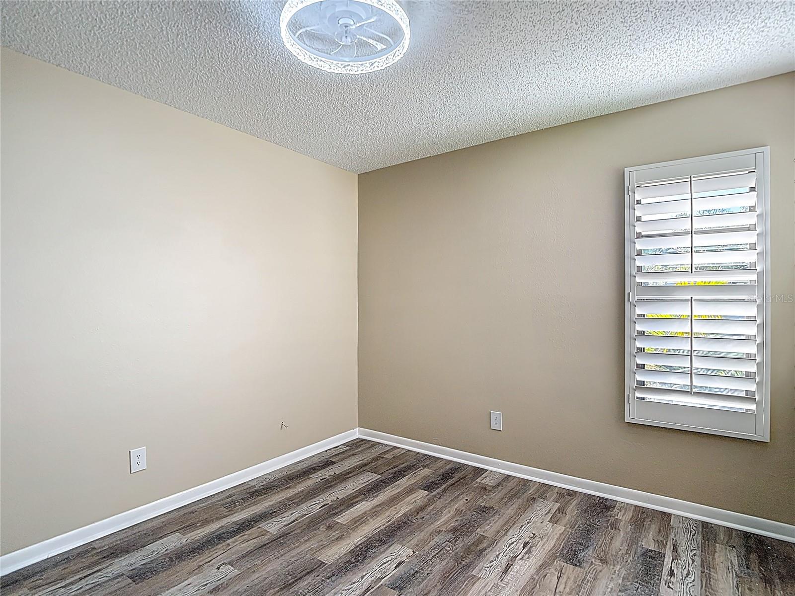 WESCOTT SQUARE - Residential