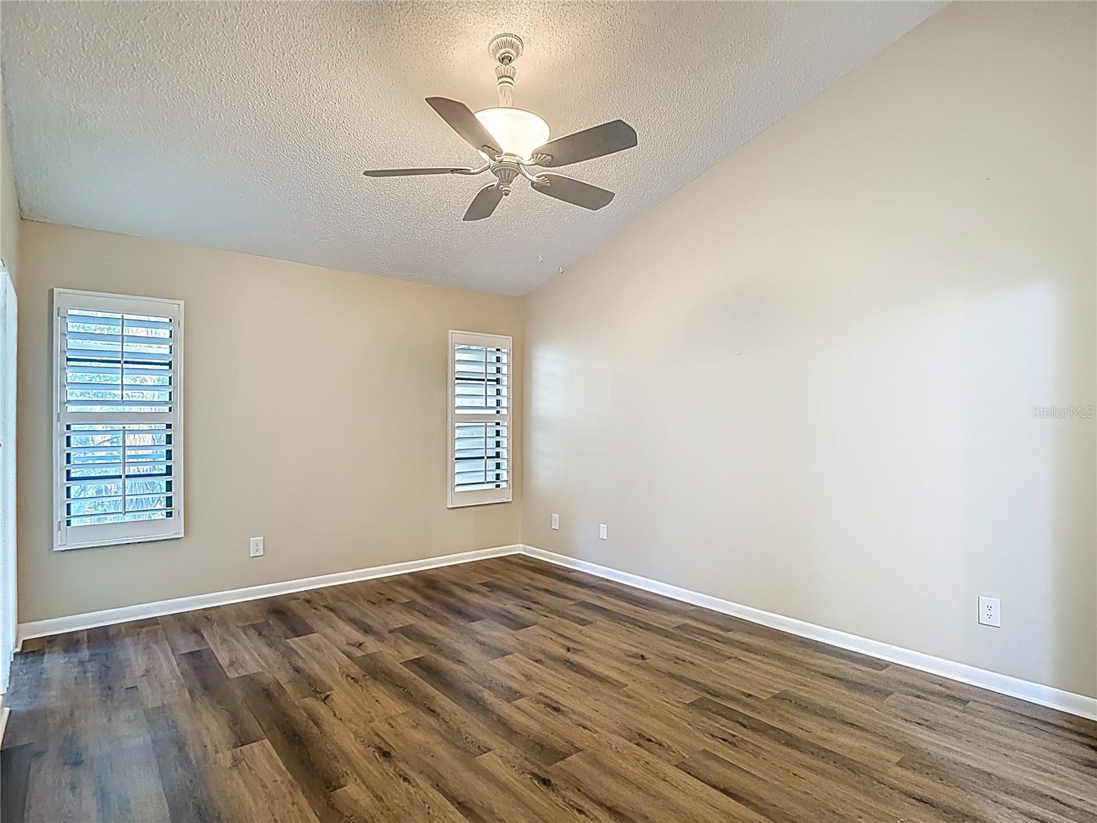 WESCOTT SQUARE - Residential