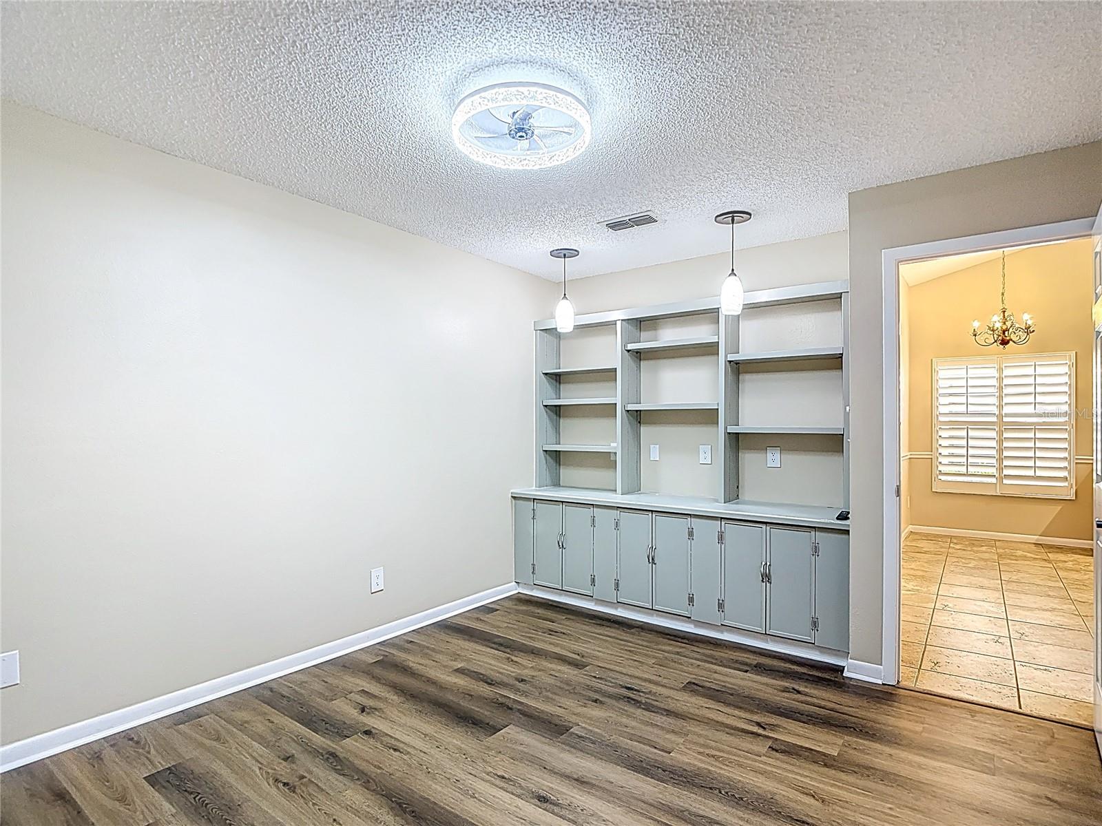 WESCOTT SQUARE - Residential