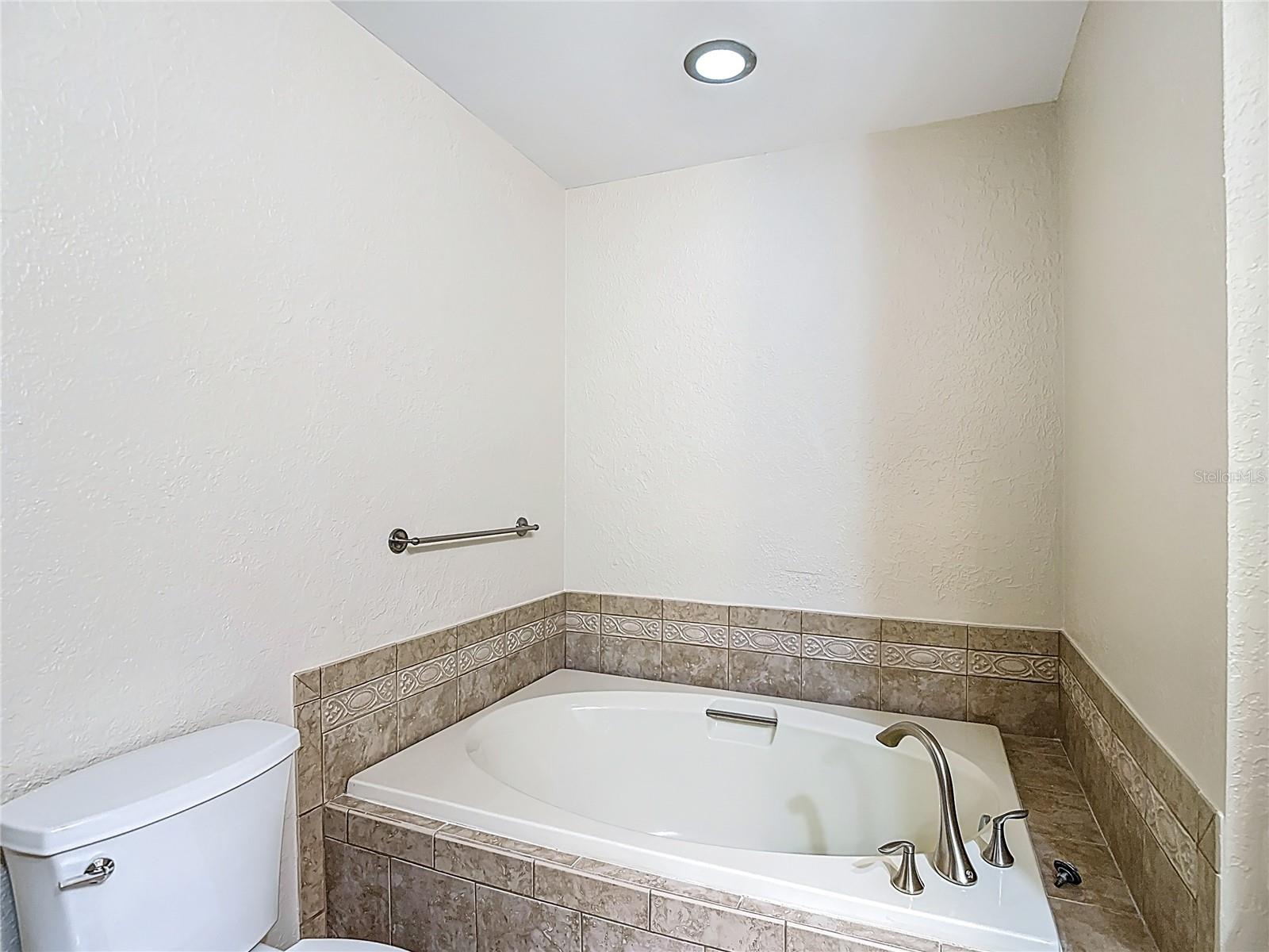 WESCOTT SQUARE - Residential